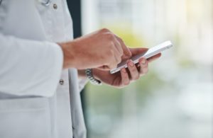 Comunicazione medico-paziente nell’era digitale