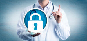 Scopri di più sull'articolo Come i piccoli centri medici possono difendersi dalle minacce informatiche