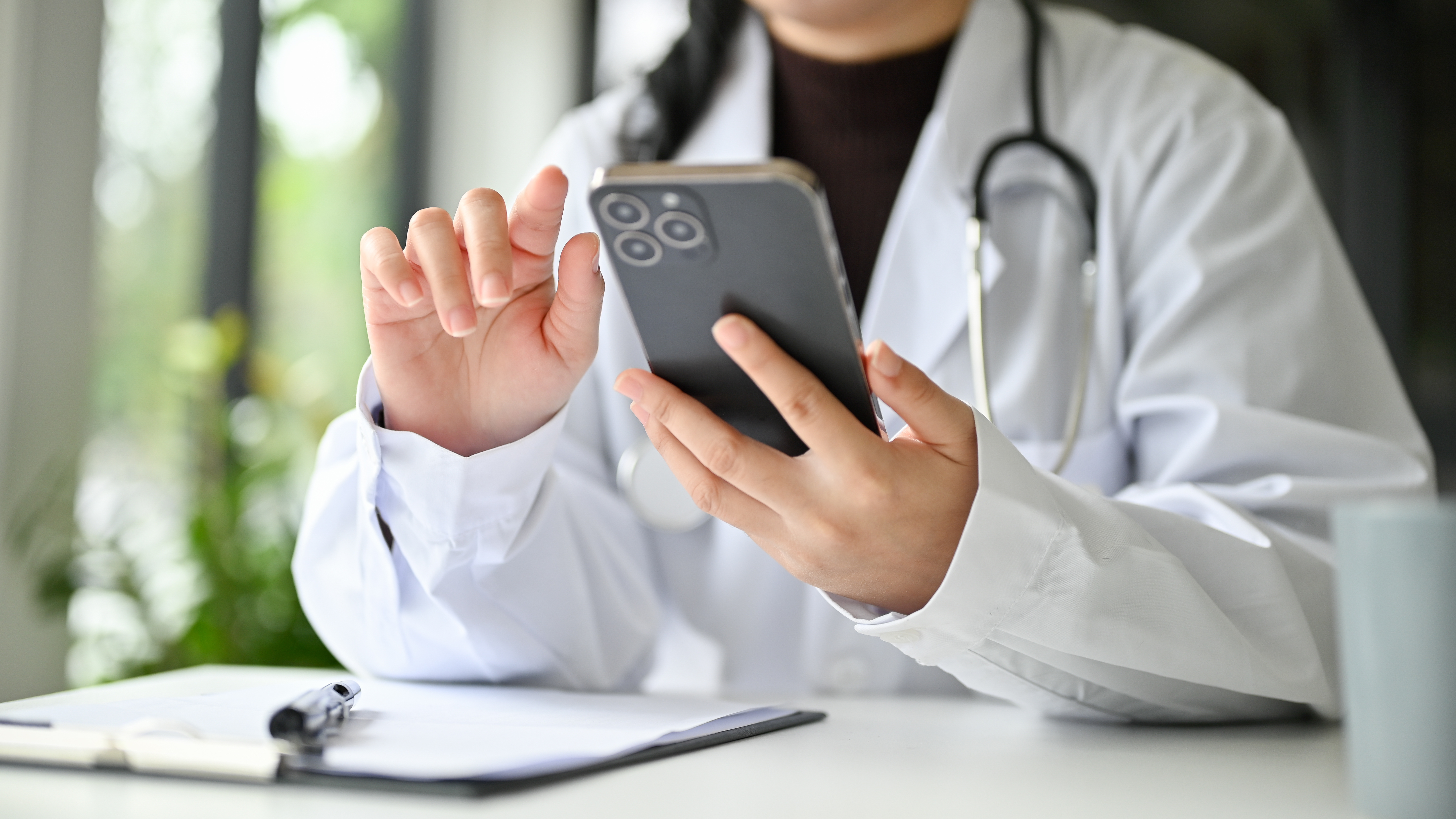 Al momento stai visualizzando 5 segreti di WhatsApp per studi medici: risparmia tempo e fidelizza i tuoi pazienti